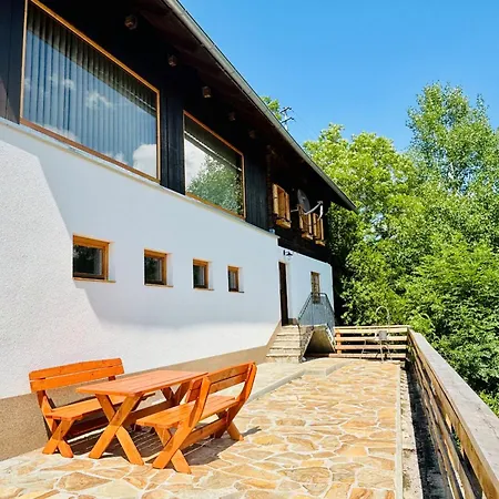 Almliesl Krem-753 Feriehus